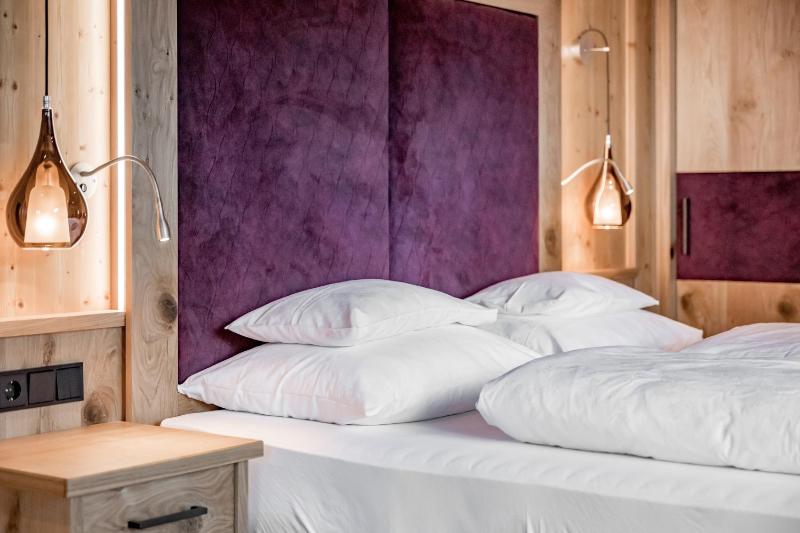 Double Room with Mountain View image 4