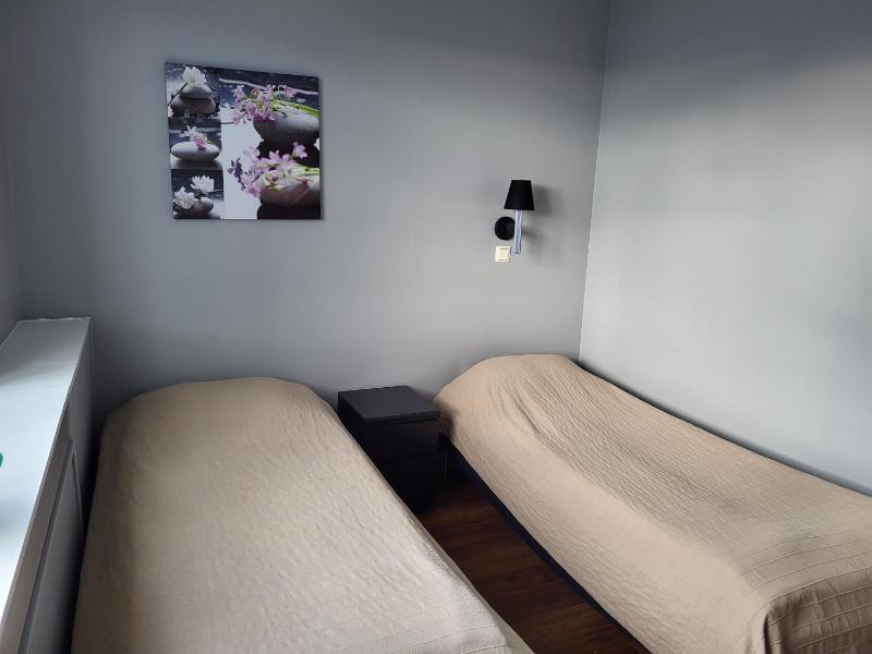 One-Bedroom Apartment image 1