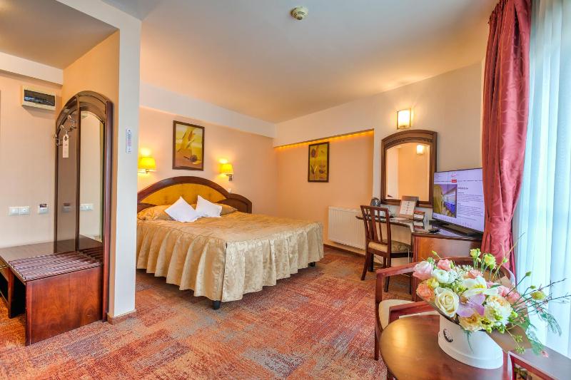 Deluxe Double Room - 4 stars image 1