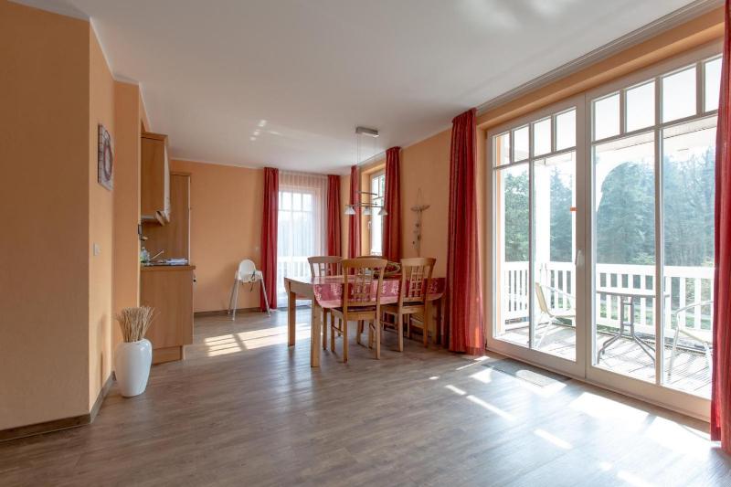 Apartment with Mountain View image 1