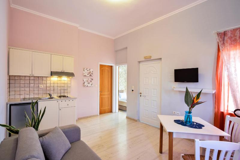 One-Bedroom Apartment image 1