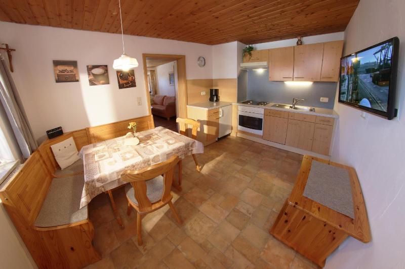 One-Bedroom Apartment image 1