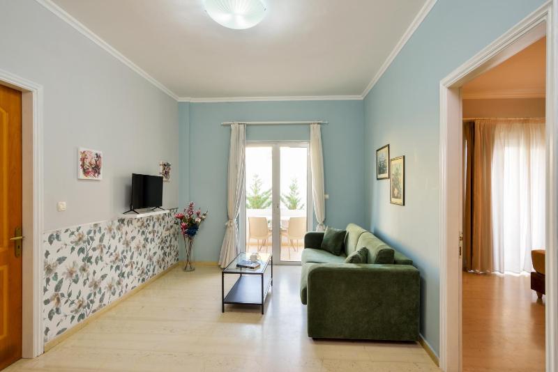 One-Bedroom Apartment image 4