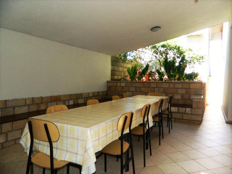 Three-Bedroom Holiday Home  image 2