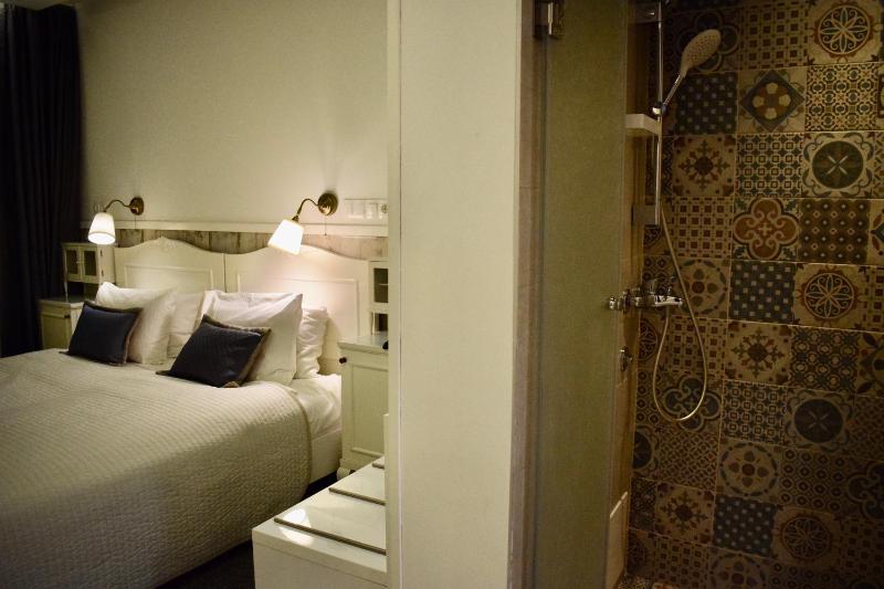 Double or Twin Room image 2