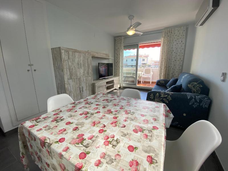 Three-Bedroom Apartment image 4