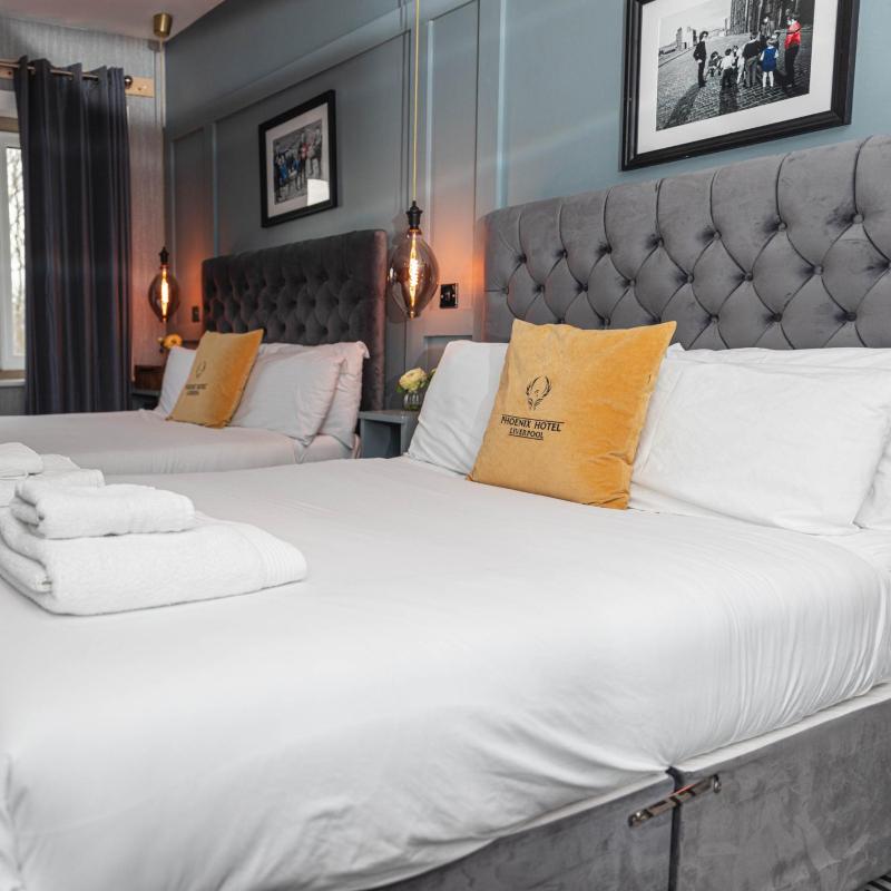 Superior Quadruple Room image 3