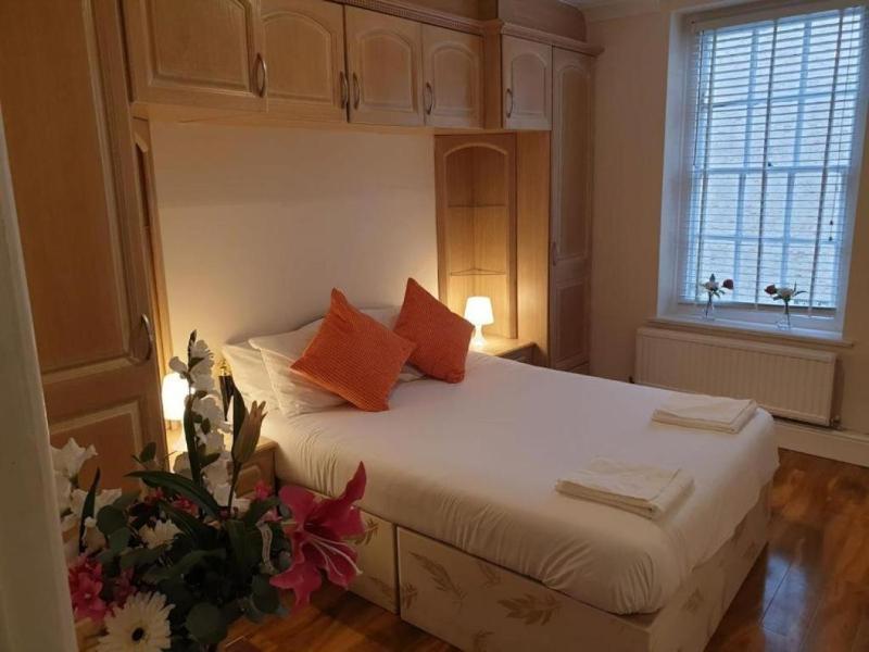 Two-Bedroom Apartment image 1