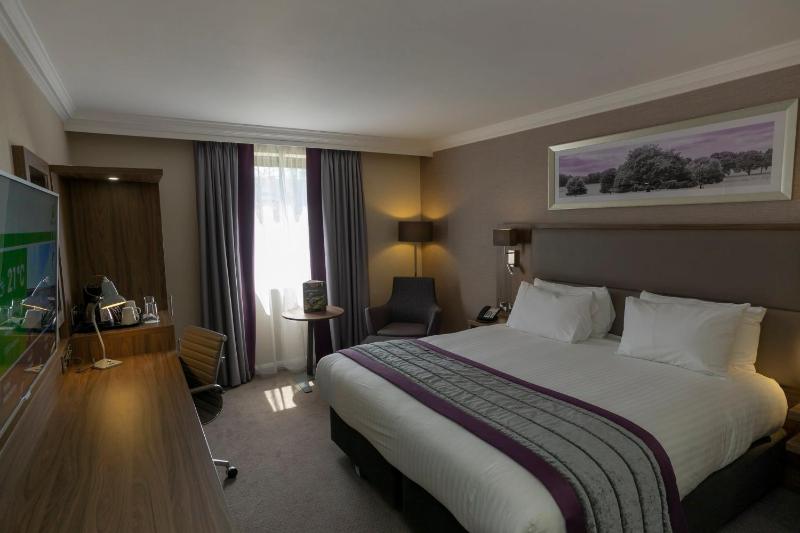 Premium Super King Room image 4