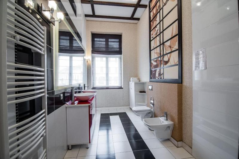 Apartamente La Teatru Asia - image 5