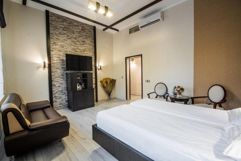 Apartamente La Teatru Asia - image 3