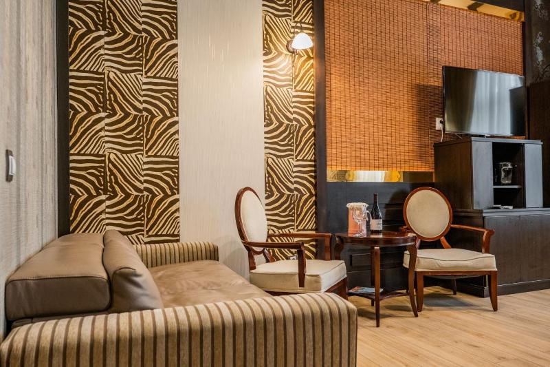 Apartamente La Teatru Safari - image 17