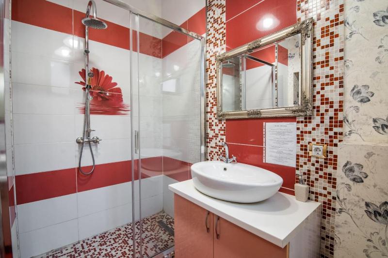 Apartament La Teatru Boudoir - image 14