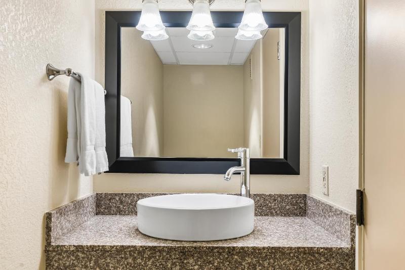 Presidential Suite image 2