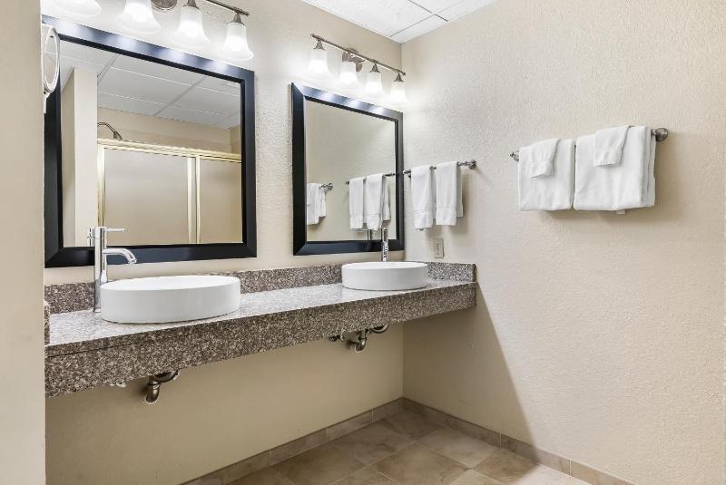 Presidential Suite image 4