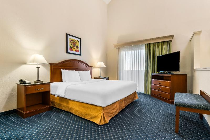 Presidential Suite image 1