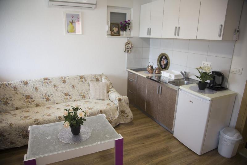 Holiday Home Star image 1