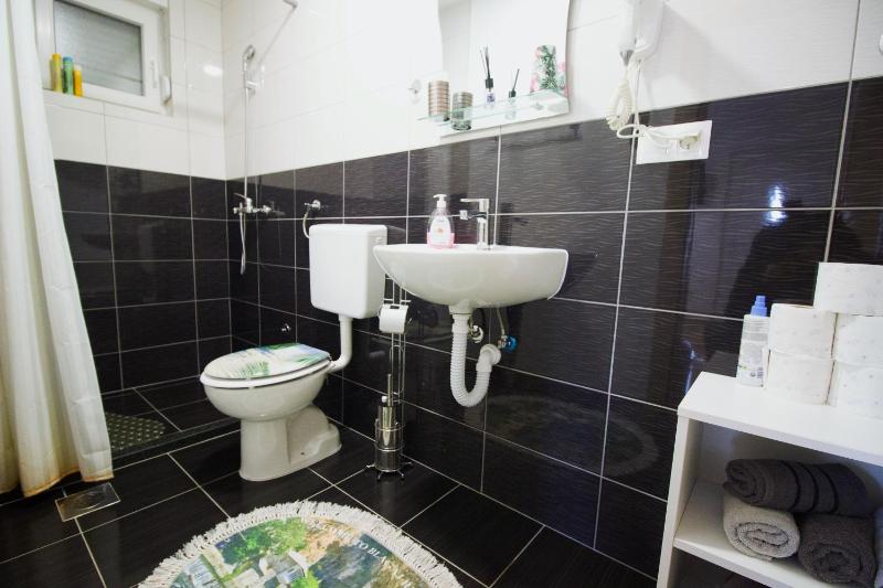 Holiday Home Star image 2