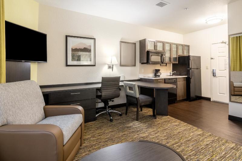 Candlewood Suites Portland Airport By IHG - image 33