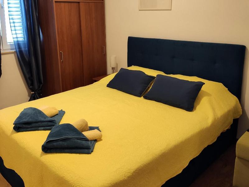 Apartments with parking space Supetar Brac - 2856 - image 12