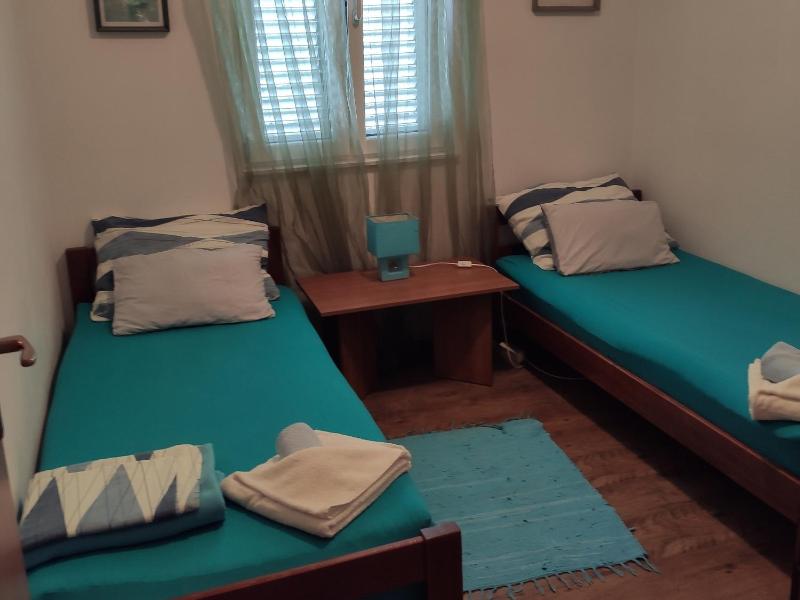 Apartments with parking space Supetar Brac - 2856 - image 15