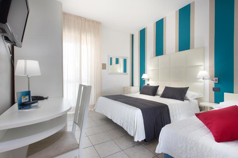 Triple Room image 1