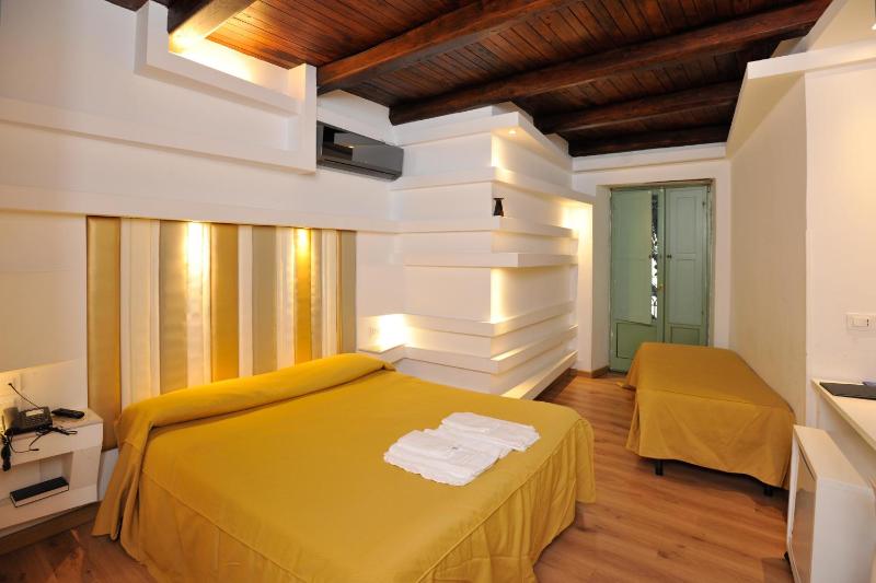 Albergo Del Centro Storico - image 42