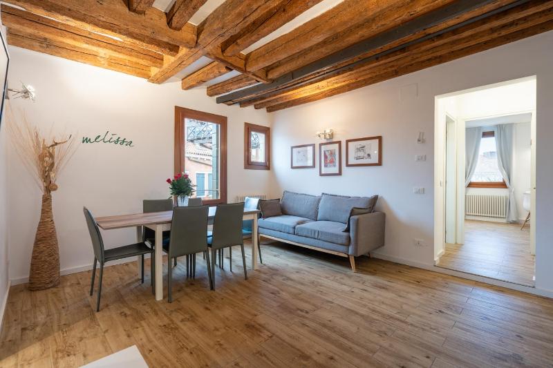 Superior Apartment image 1