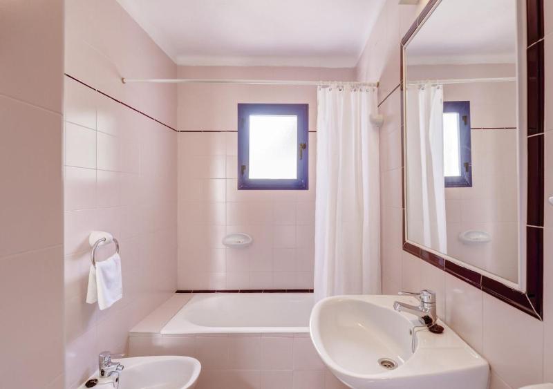 Bungalow image 4