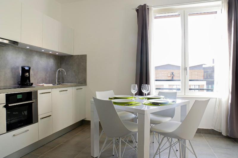 Cheverus - Appartement 1 chambre avec ascenseur et Parking - image 12