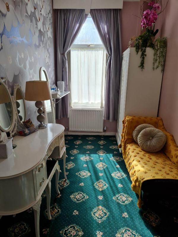 Superior Suite image 4