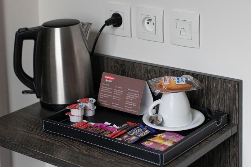 One-Bedroom Apartment (4 Adults) image 2