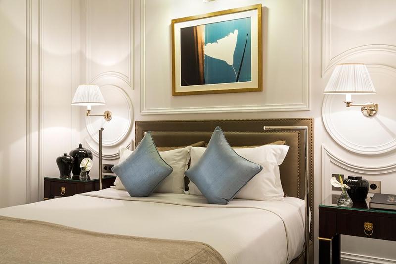 Classic Double Room image 4