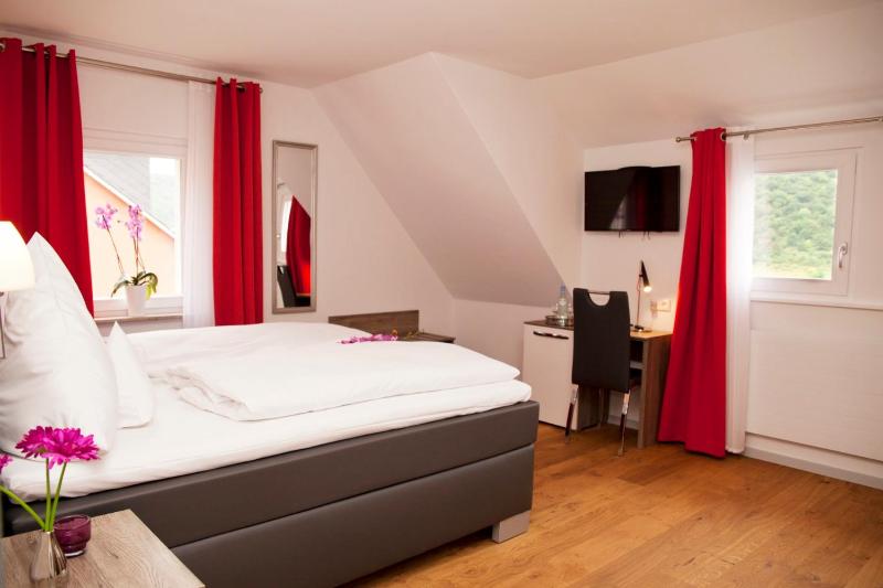 Comfort Double Room image 2