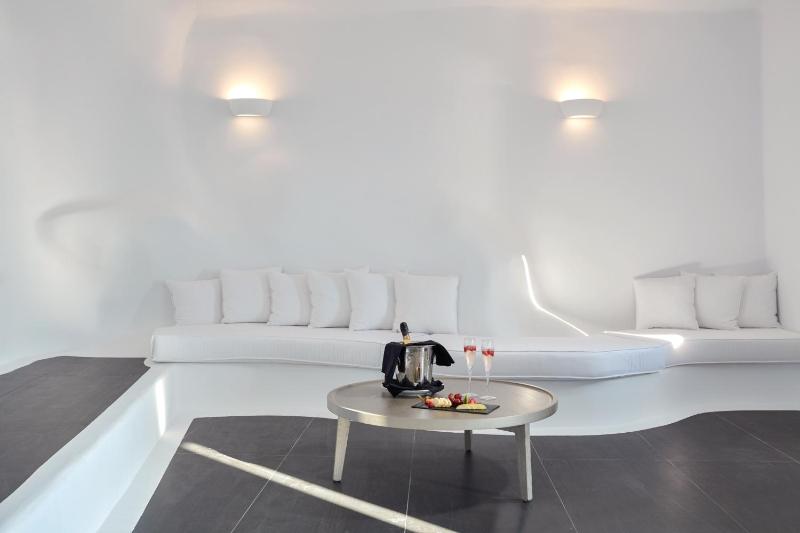 Katikies Chromata Santorini - The Leading Hotels of the World - image 5