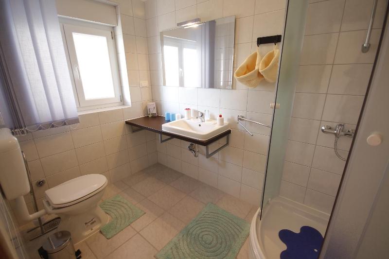 Studio Apartment with Sea View image 3