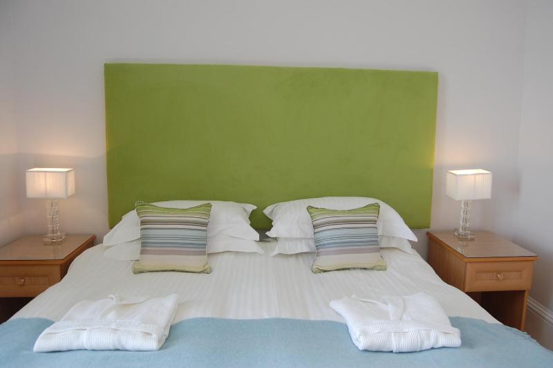King Room with Sea View image 2