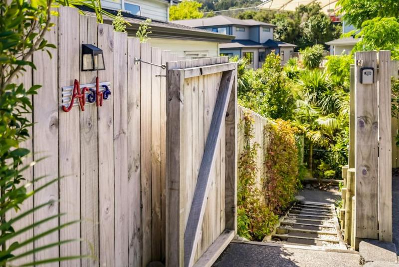 Forest View Apartment with Parking and Garden - image 13