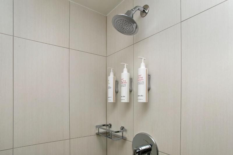 Atlanta Marriott Suites Midtown - image 23