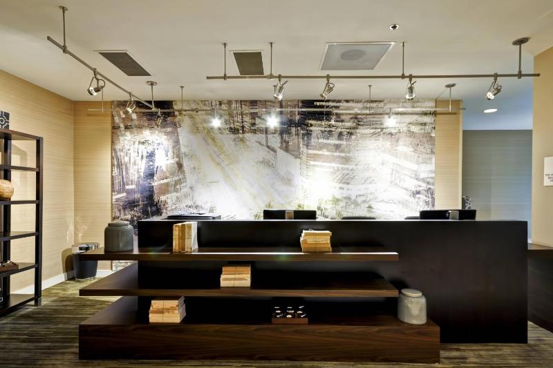 Courtyard by Marriott Dallas Medical/Market Center - image 2