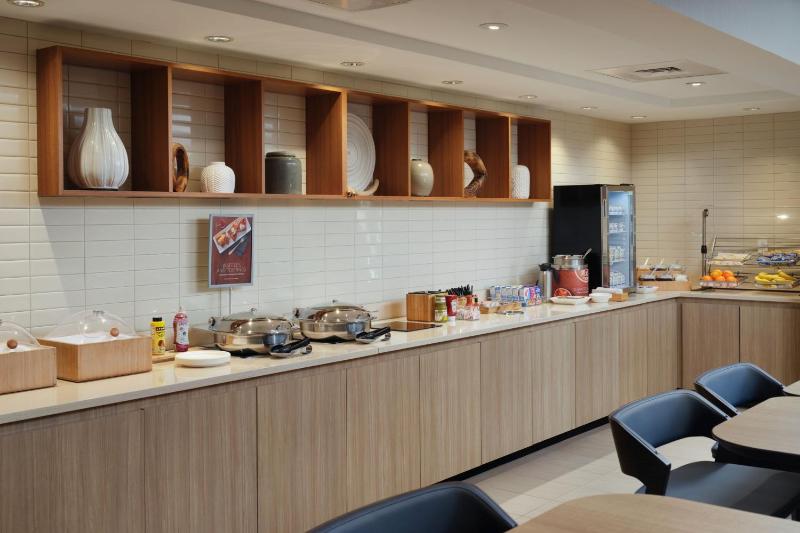 SpringHill Suites by Marriott Nashville MetroCenter - image 2