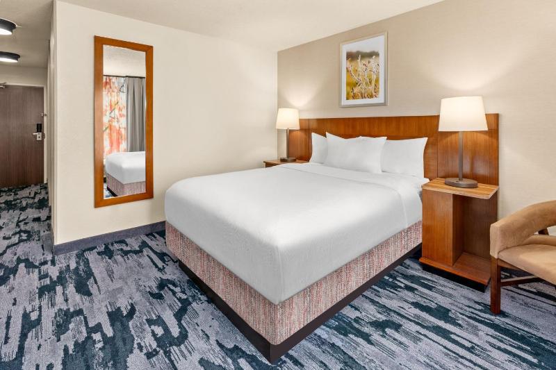 Fairfield Inn & Suites by Marriott San Antonio Downtown/Market Square - image 13