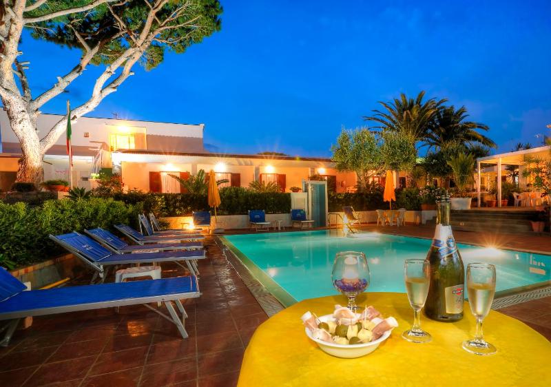 Hotel Villa Mena - image 39