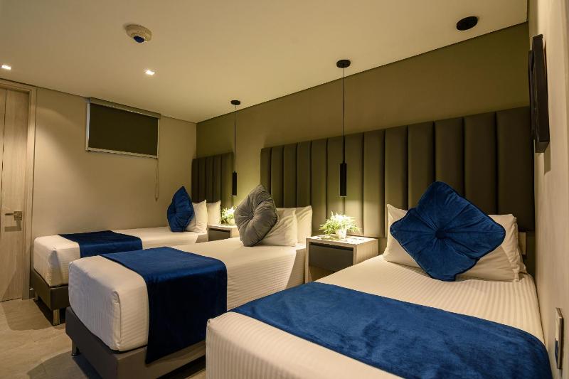 4 Sur Hotel - image 8