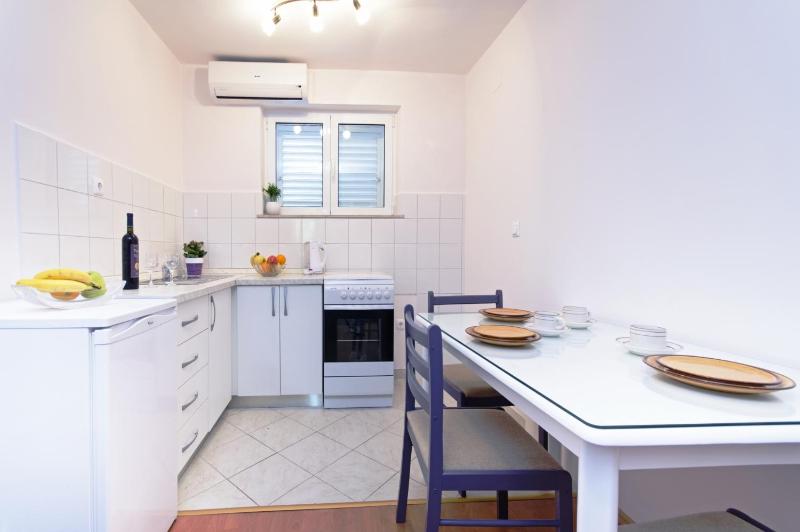 Two-Bedroom Apartment image 4