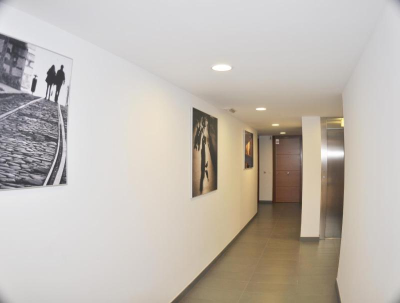 One-Bedroom Apartment with Balcony image 2