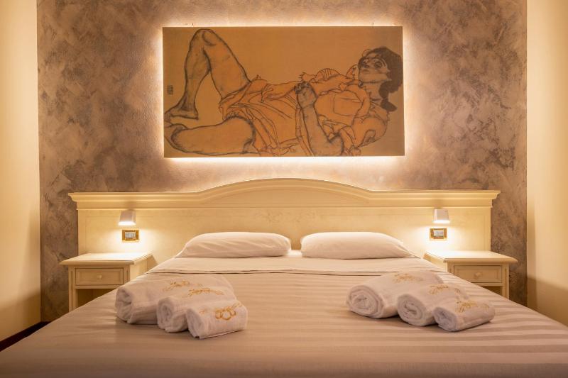 Triple Room image 1