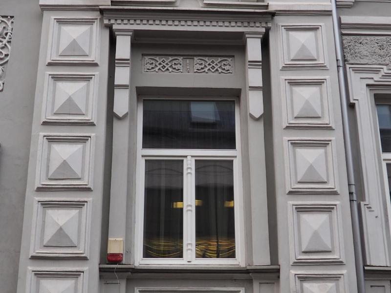 Vilnius street apartment - image 4