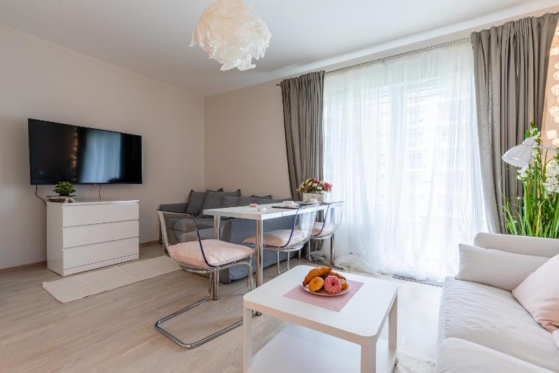 Symphony Baltica Towers Aparthotel by INA - image 14