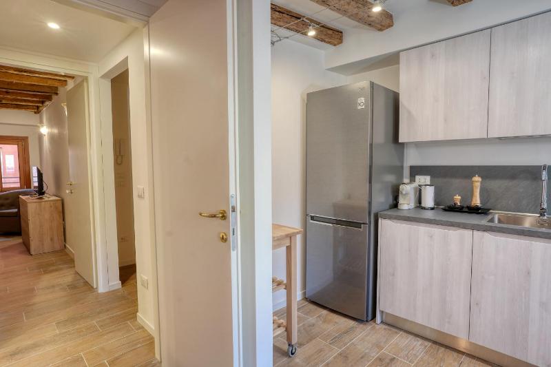 Ecco Suites Apartments - image 15